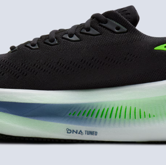 Seamlessly Tuned Cushioning