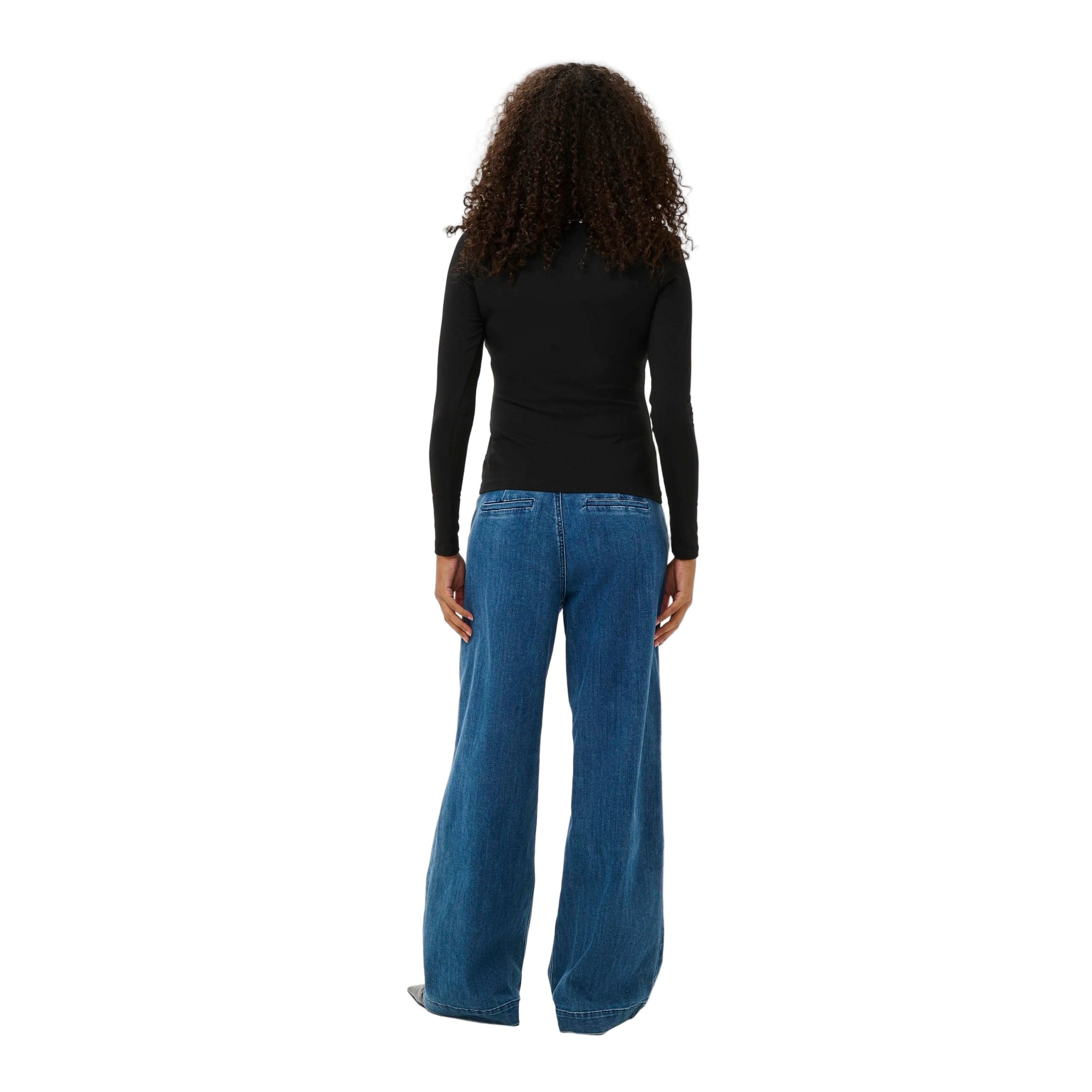Kaffe women's black t-shirt