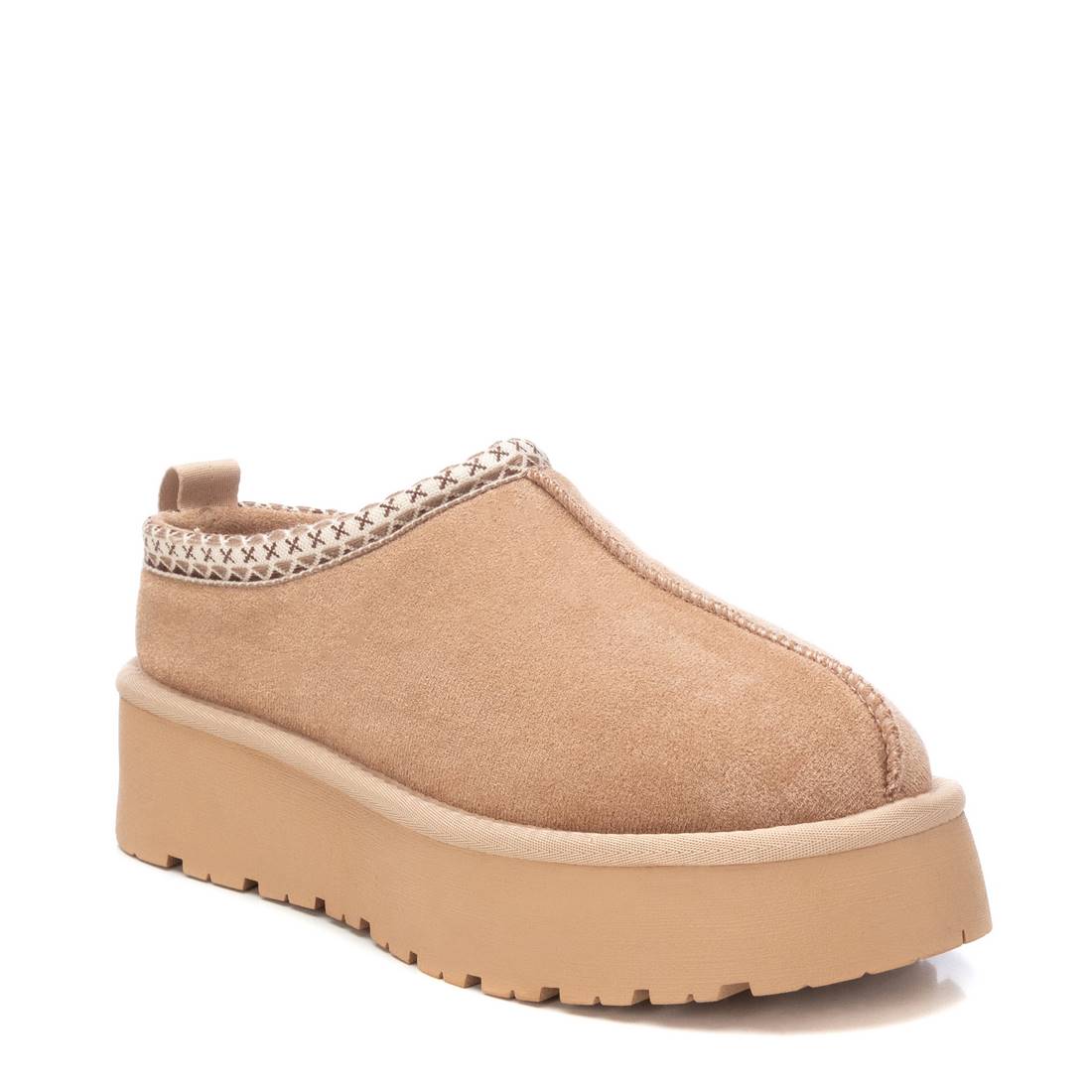 XTI women's beige slipper
