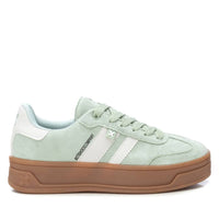 XTI women's suede lace-up trainer