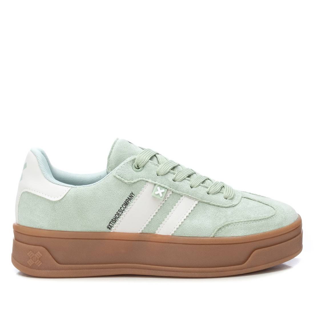 XTI women's suede lace-up trainer