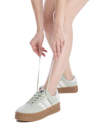 XTI women's suede lace-up trainer