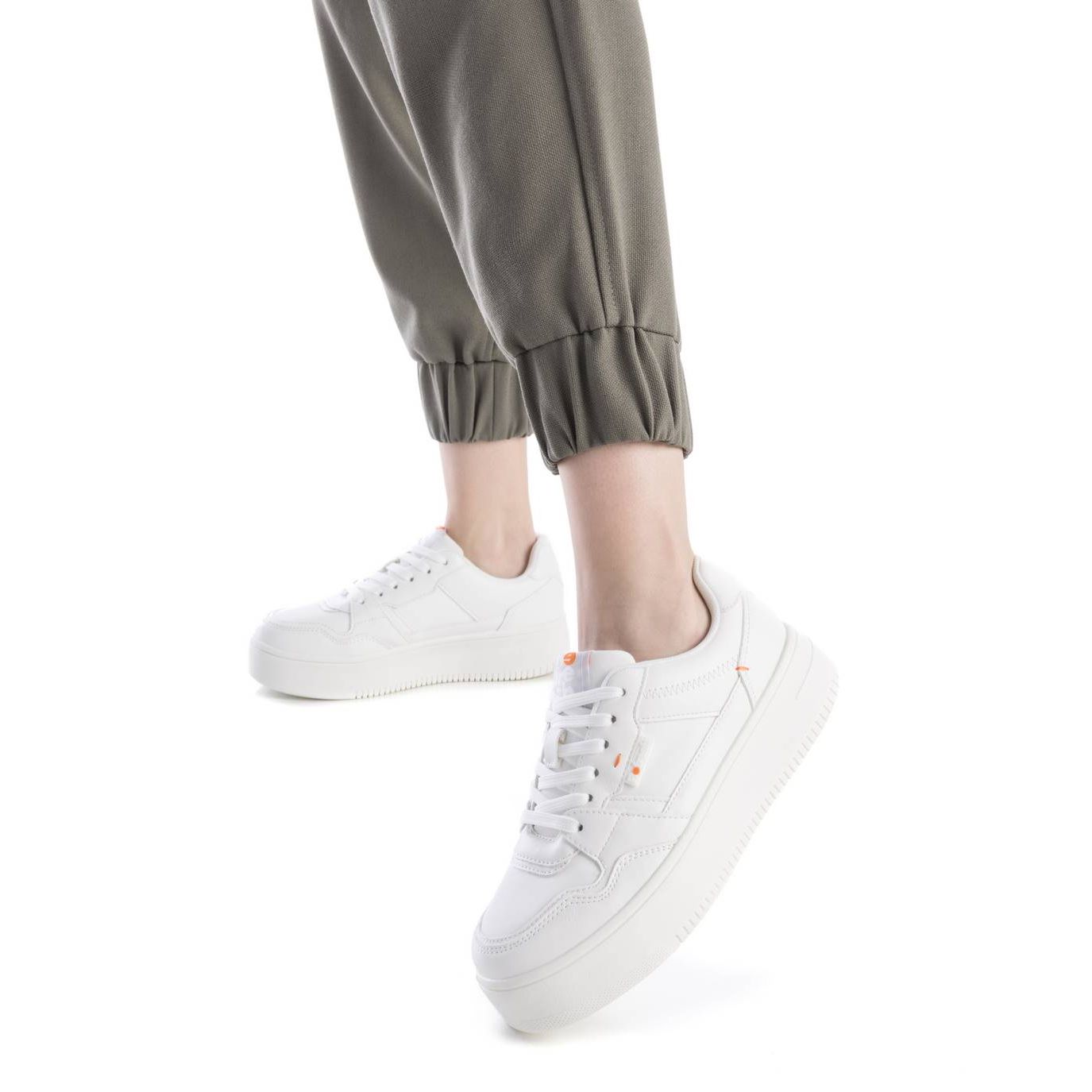 Refresh Womens Trainer 172410 White