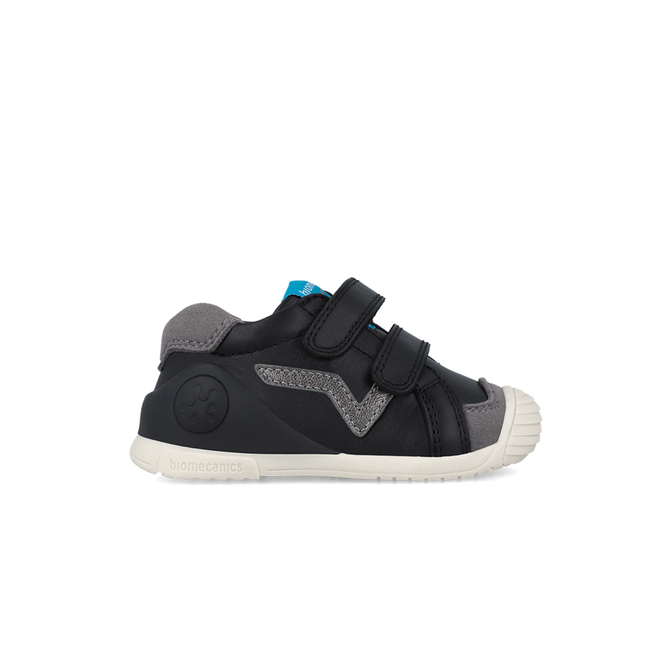 Biomecanics Boys Shoe 251123 A054 Black