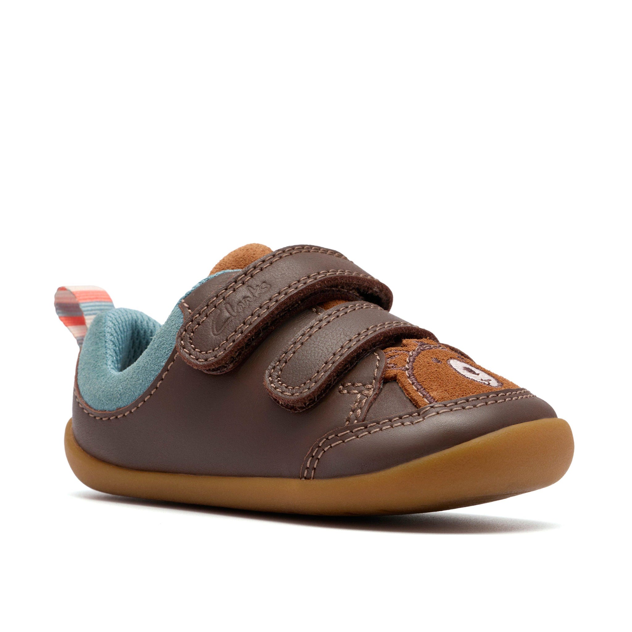 Clarks boys' leather pre-walker shoe with velcro