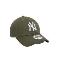 New Era League Essential 9 Twenty Adjustable Cap Green