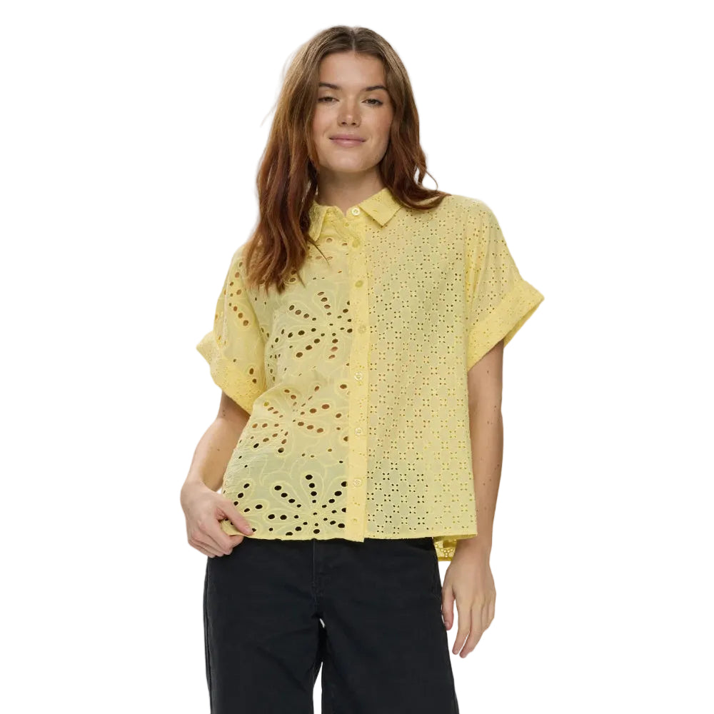 Numph Womens Nupalma Sleeveless Shirt Popcorn
