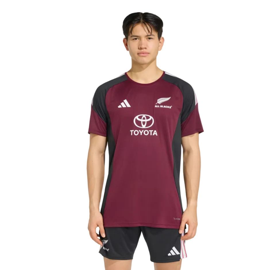 Adidas men's maroon All Blacks rugby t-shirt
