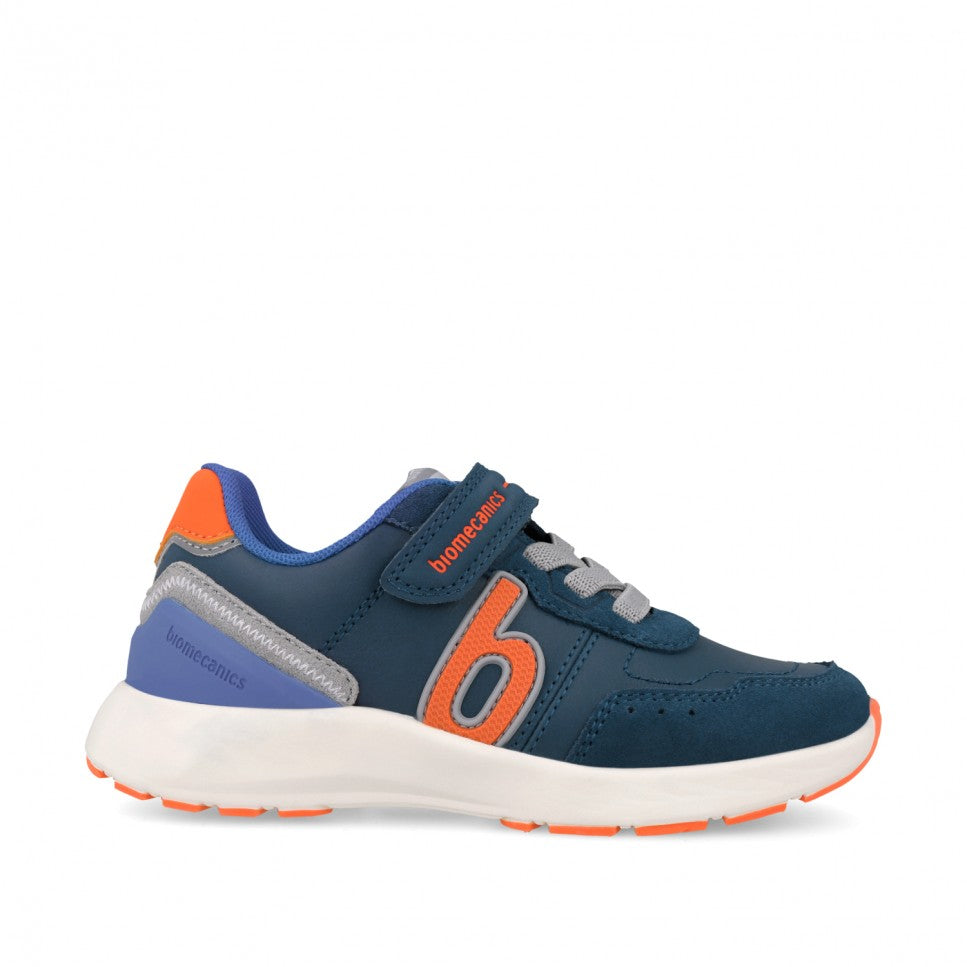 Biomecanics boys' navy trainers with orange accents