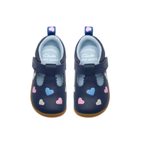 Clarks Girls Pre Walker Roamer Heart T Navy Leather