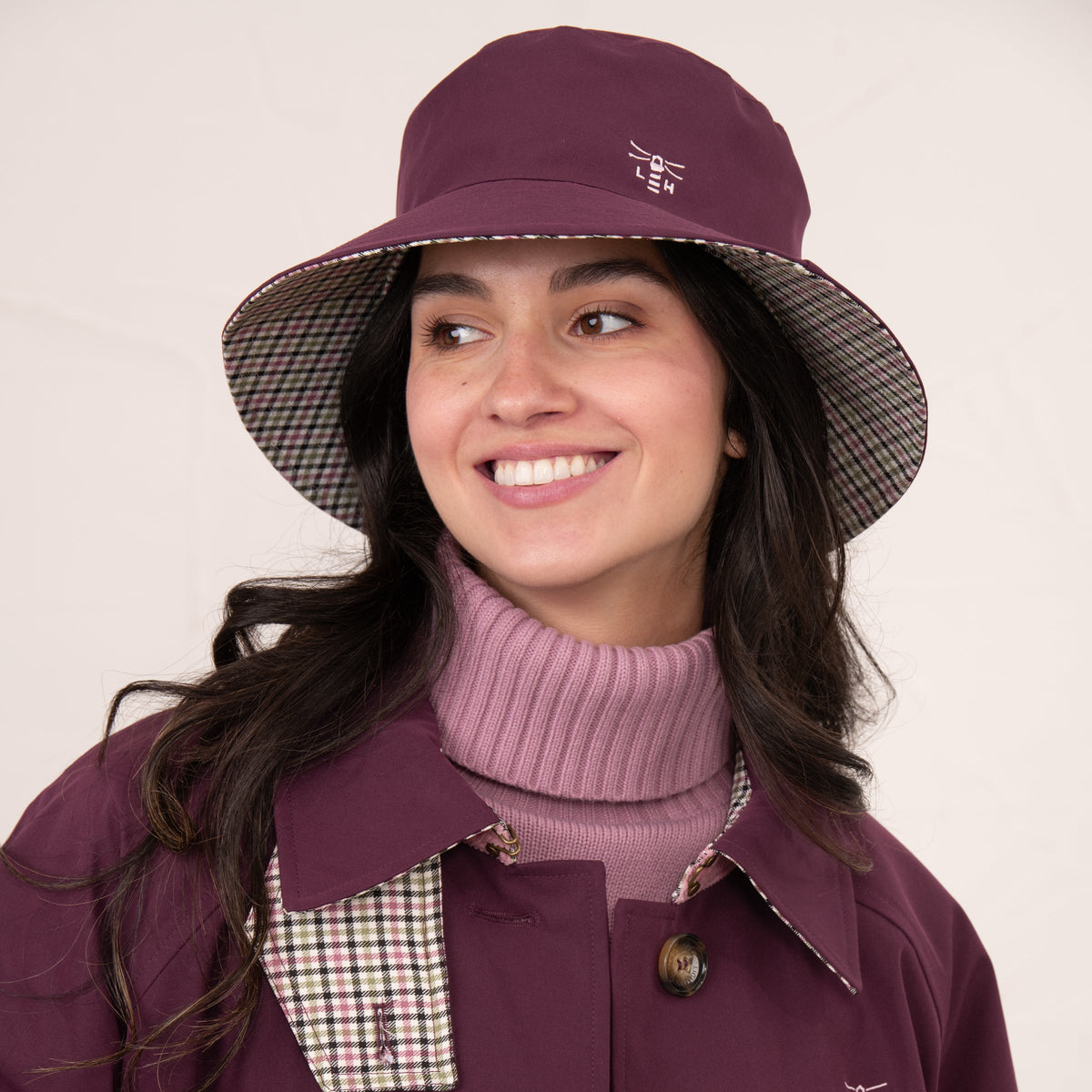 Lighthouse women's Edie hat in damson purple