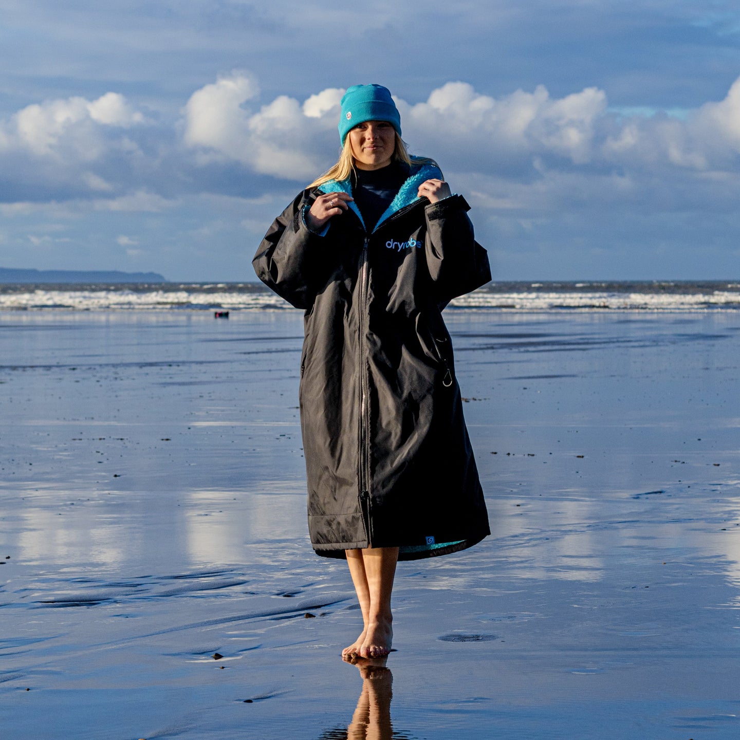 Dryrobe Adults Advance Long Sleeve Black Blue