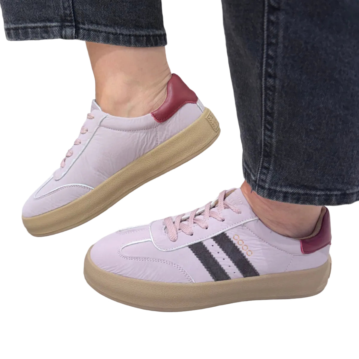 Drilleys Thirty Three women's pale pink retro trainers with gum sole