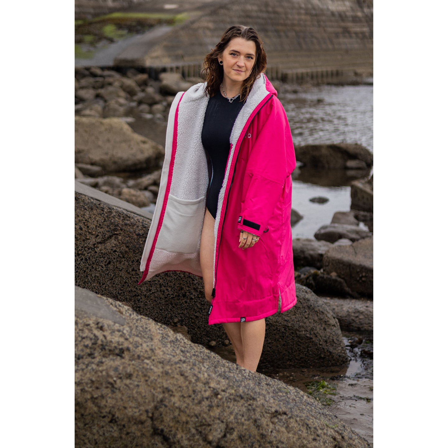 Dryrobe Adults Advance Long Sleeve V3 Pink Light Grey