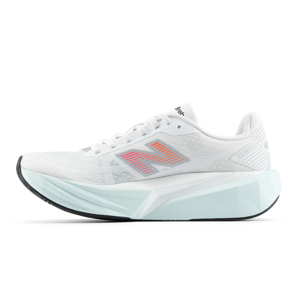 New Balance Womens Trainer Fuelcell Rebel V5 White/Pink Heat