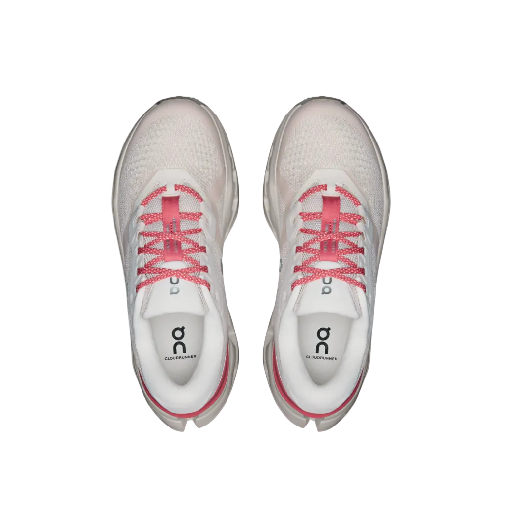 On Womens Trainer Cloudrunner 3 Oyster/Camellia
