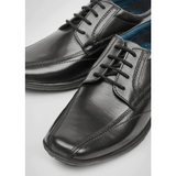 Pod Angus boys' black leather shoe
