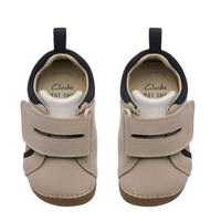 Clarks boys' leather pre-walker shoe with velcro