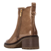 XTI women's beige slip-on boot