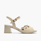 Pitillos women's patent shoe with buckle