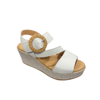 Pitillos women's white leather sandal with buckle