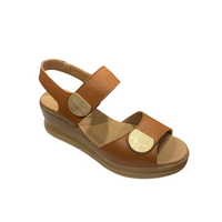 Pitillos women's tan leather sandal with touch-fastening strap