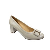 Bioeco women's leather shoe with buckle