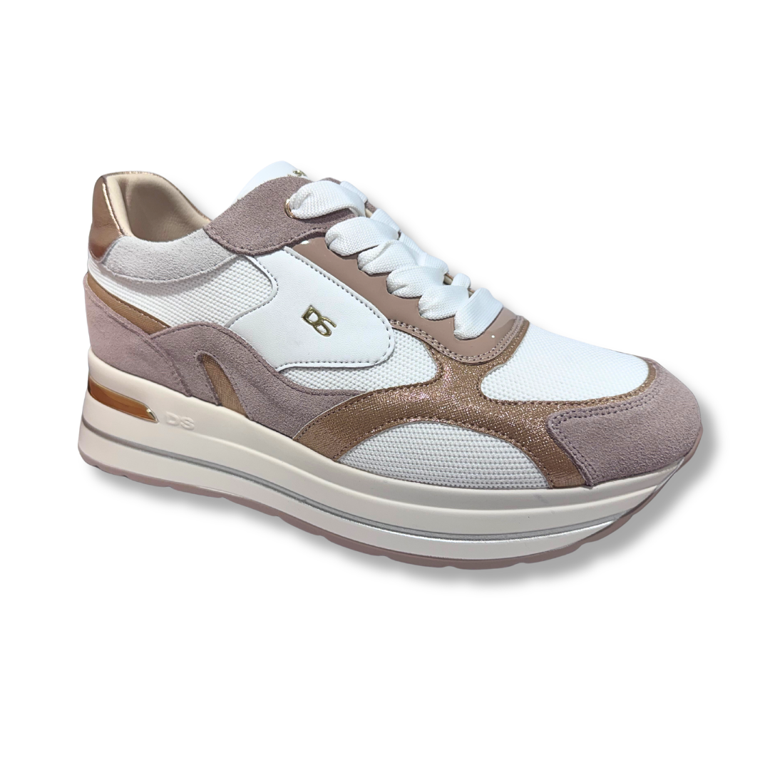 Donna Serena women's beige leather lace-up trainer