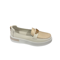 Patrizio Como women's white slip-on shoe
