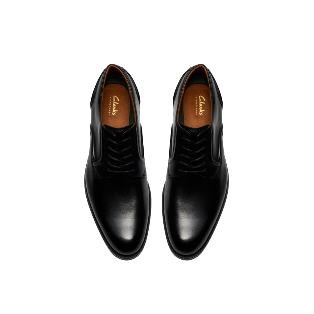 Clarks men's black leather lace-up shoe