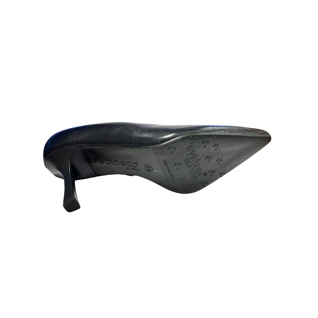 Bioeco women's navy leather pointed court shoes