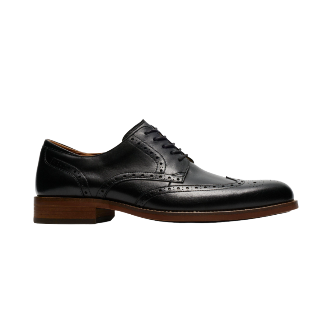 Clarks men's black leather lace-up shoe