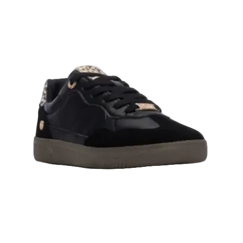 XTI women's black panelled trainers