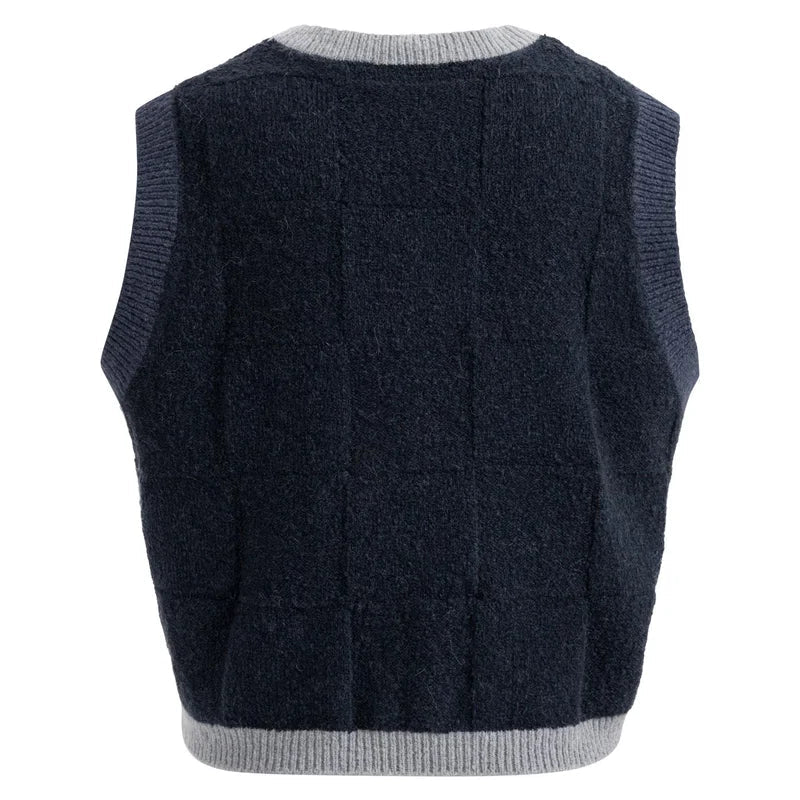 Yaya women's soft knitted Spencer sweater vest in black cat dessin