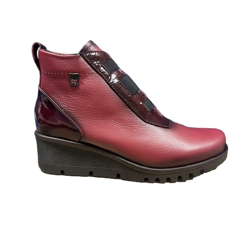 Pepe Saenz women's burgundy patent boot with zip