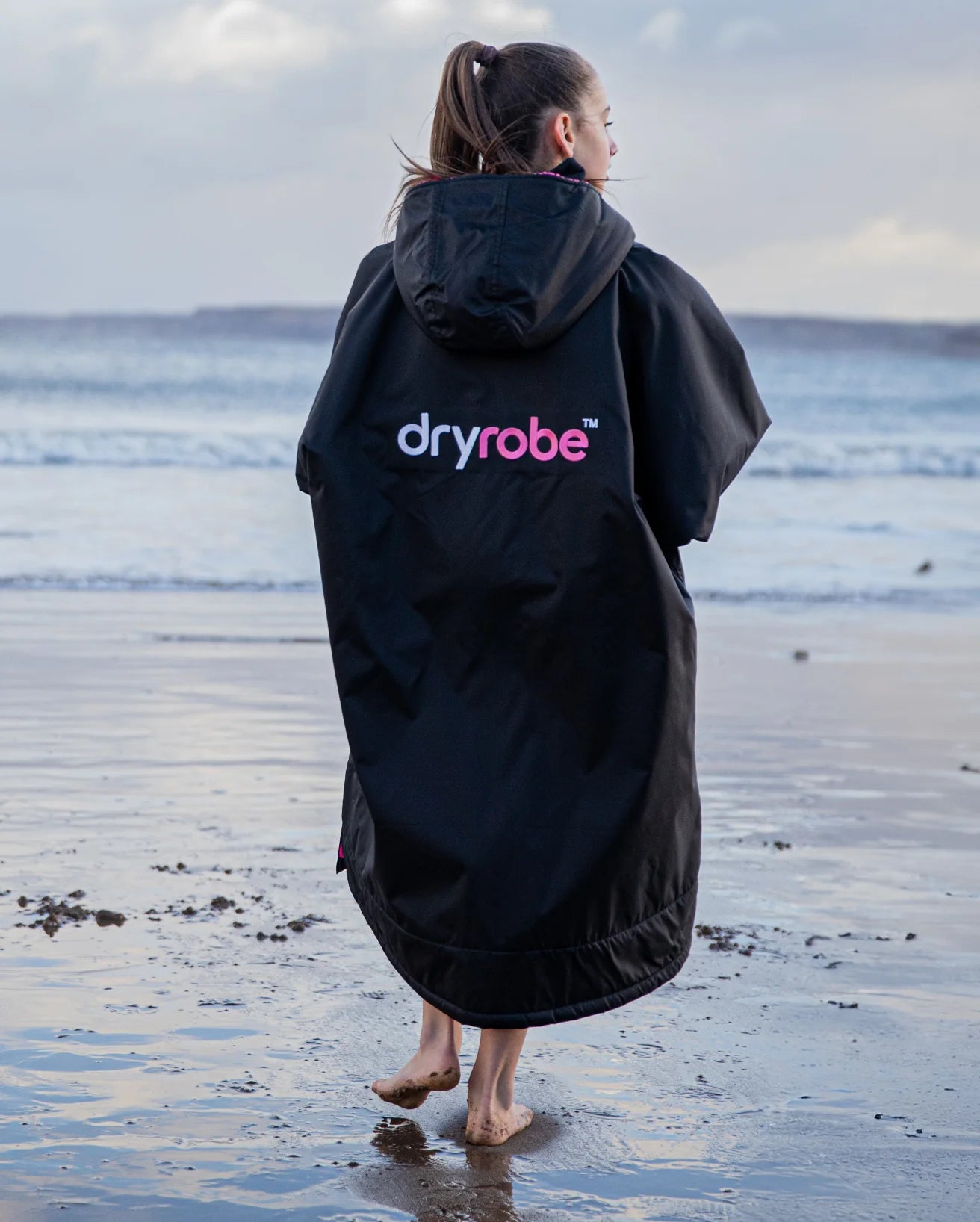 Dryrobe Kids Advance Long Sleeve Changing Robe Black/Pink