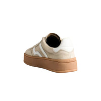 Gant women's white and beige leather lace-up trainer