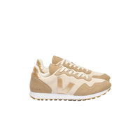 Veja Womens Trainers RR1603734A Natural Platine